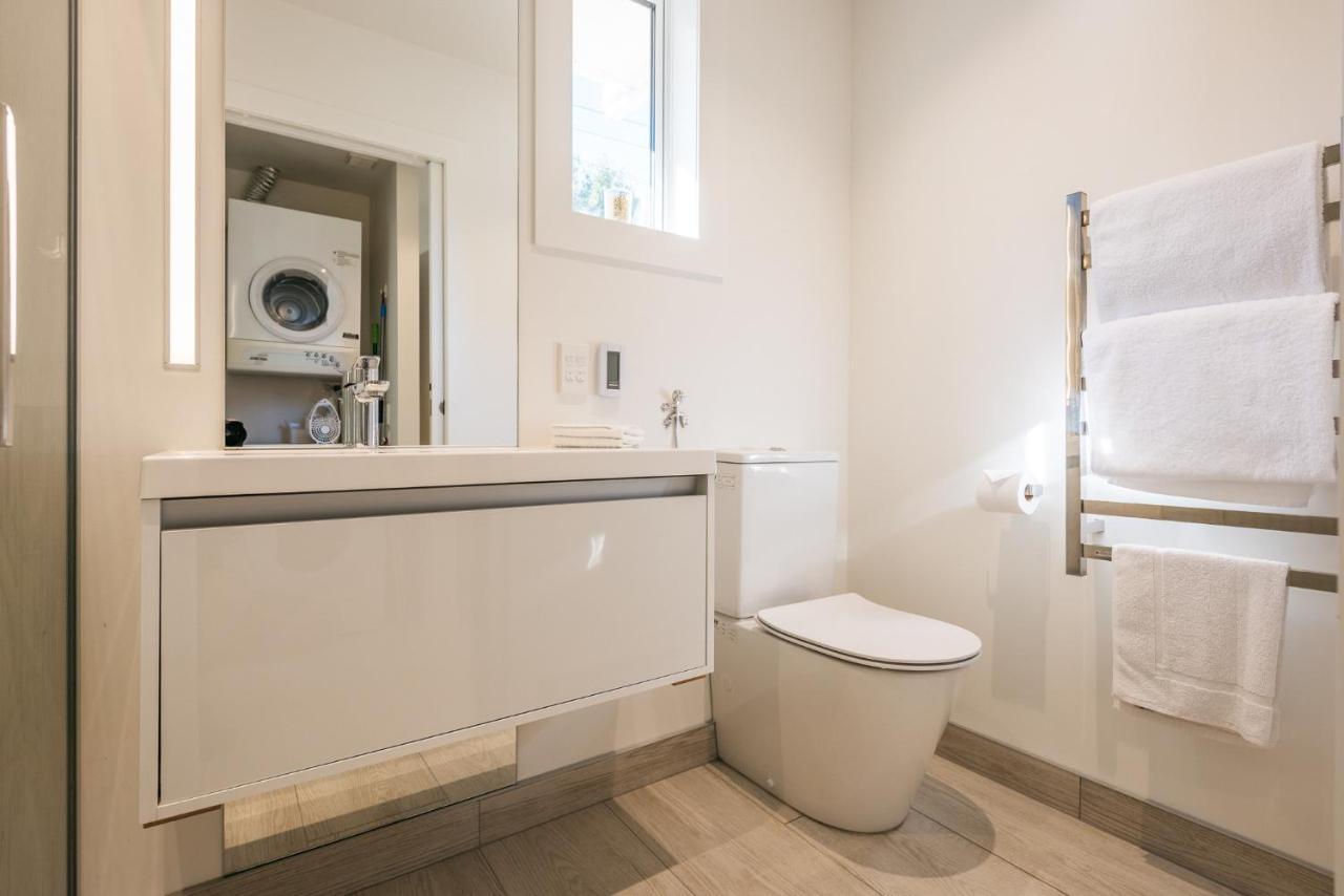 Moa Magic - Oneroa Holiday Home Экстерьер фото
