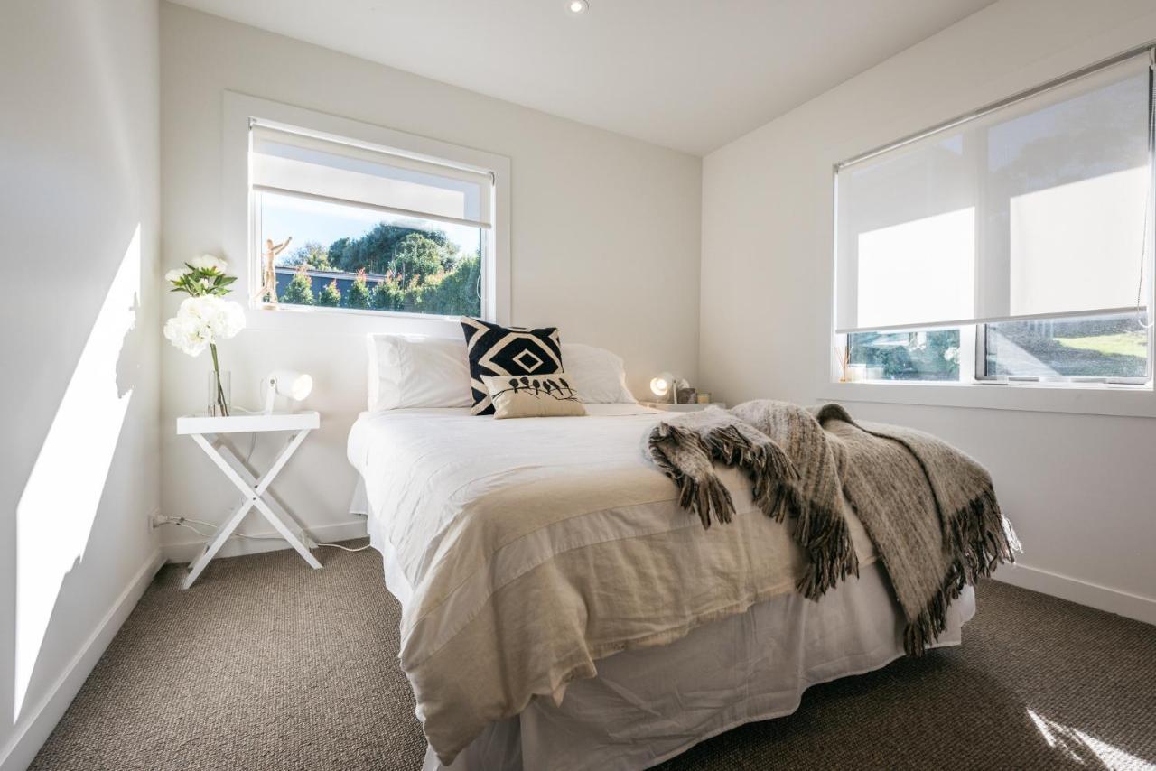 Moa Magic - Oneroa Holiday Home Экстерьер фото